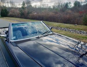 Mercedes-Benz 560 SL 1986 года  (NA)
